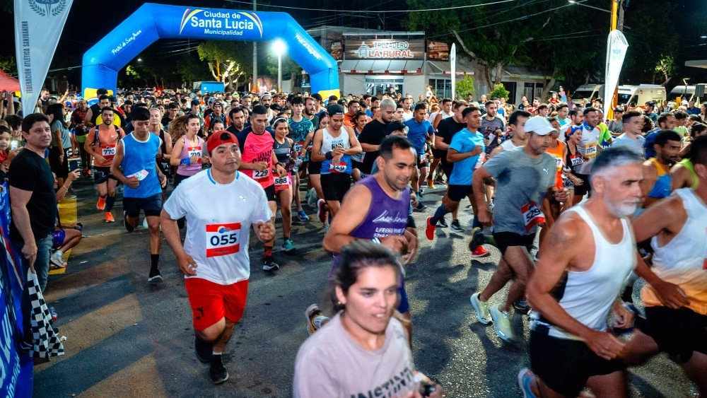 Santa Lucia te invita a que seas parte del grupo de running de la Municipalidad