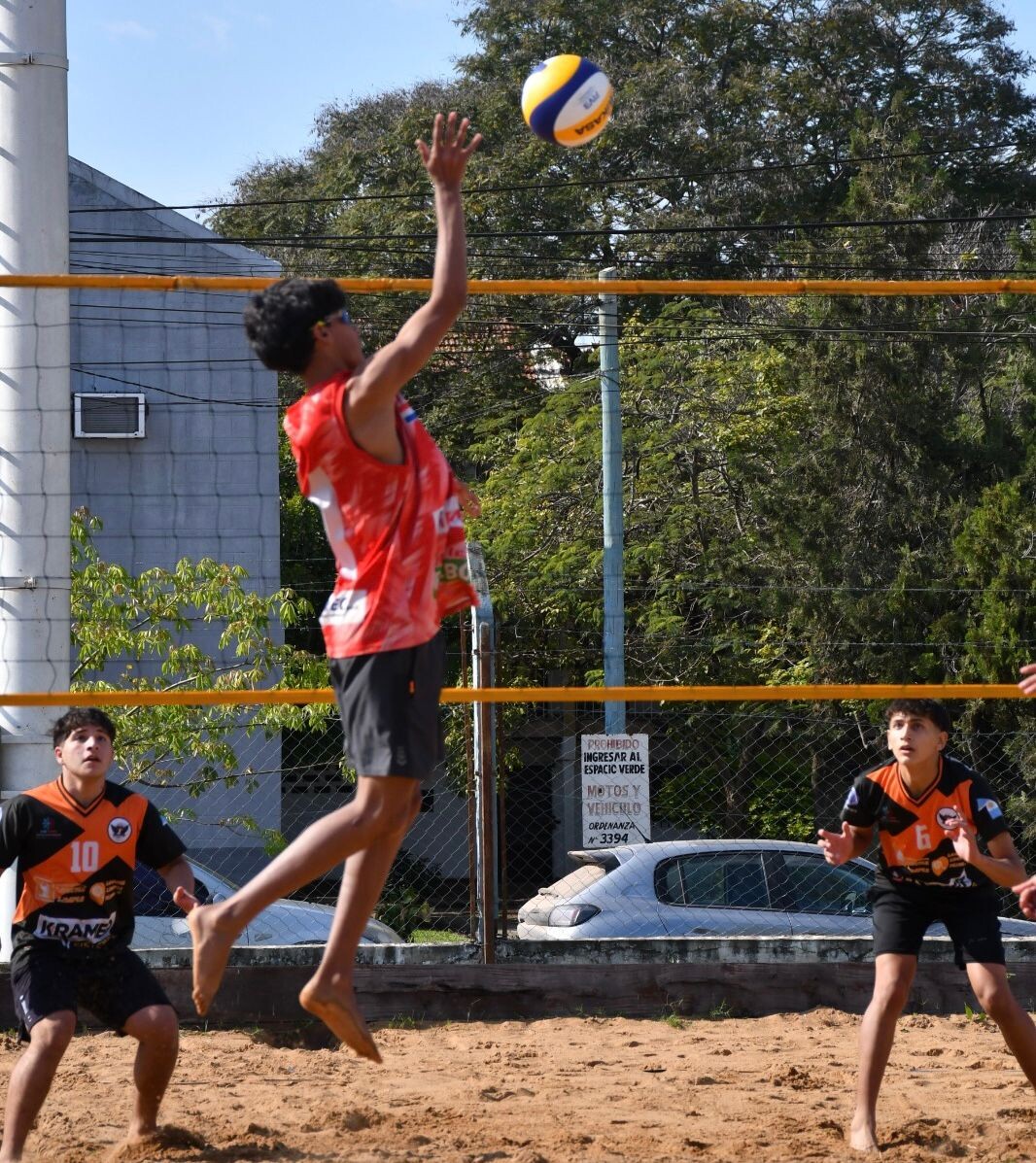 2f50d4c9-124d-4990-947d-e384f2a4c314.jpg