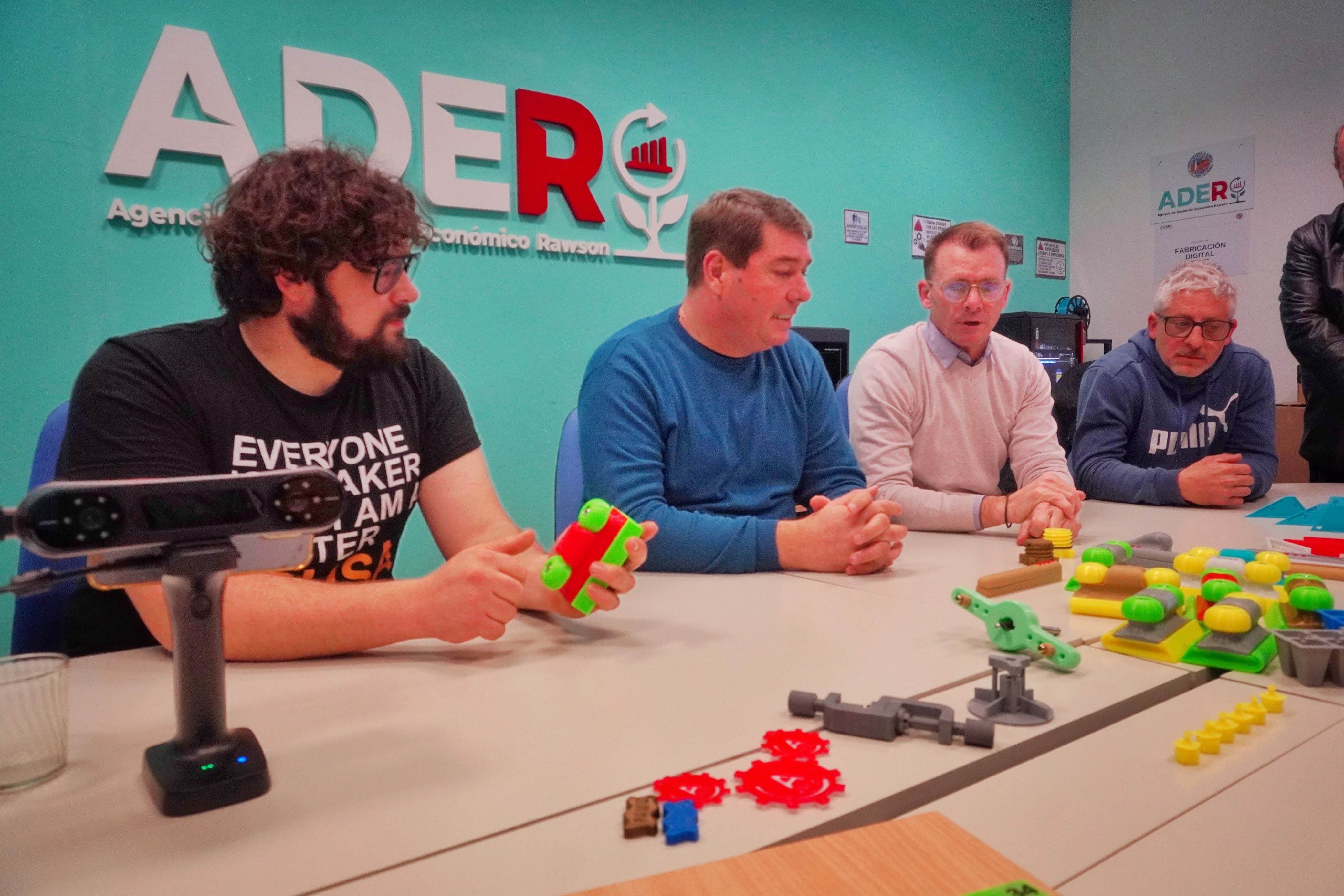 Rawson apuesta a la innovación: ADER incorporó cuatro impresoras 3D para el desarrollo productivo Rawson apuesta a la innovación: ADER incorporó cuatro impresoras 3D para el desarrollo productivo