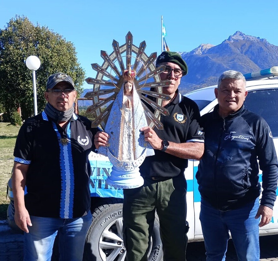 Rawson: La Virgen Malvinera unió a veteranos y comunidades en una peregrinación cargada de emoción