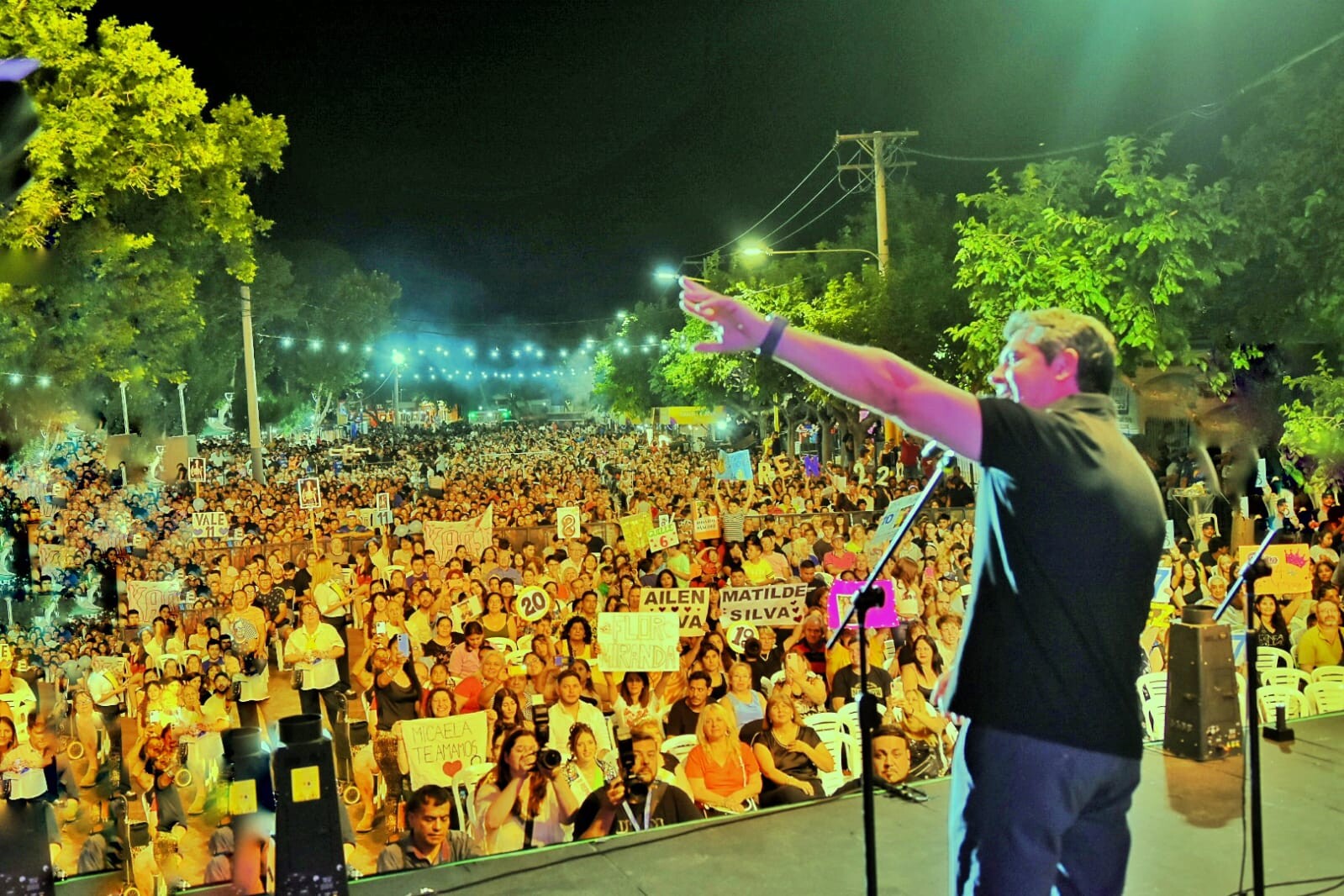 3-NOCHE-6.jpeg