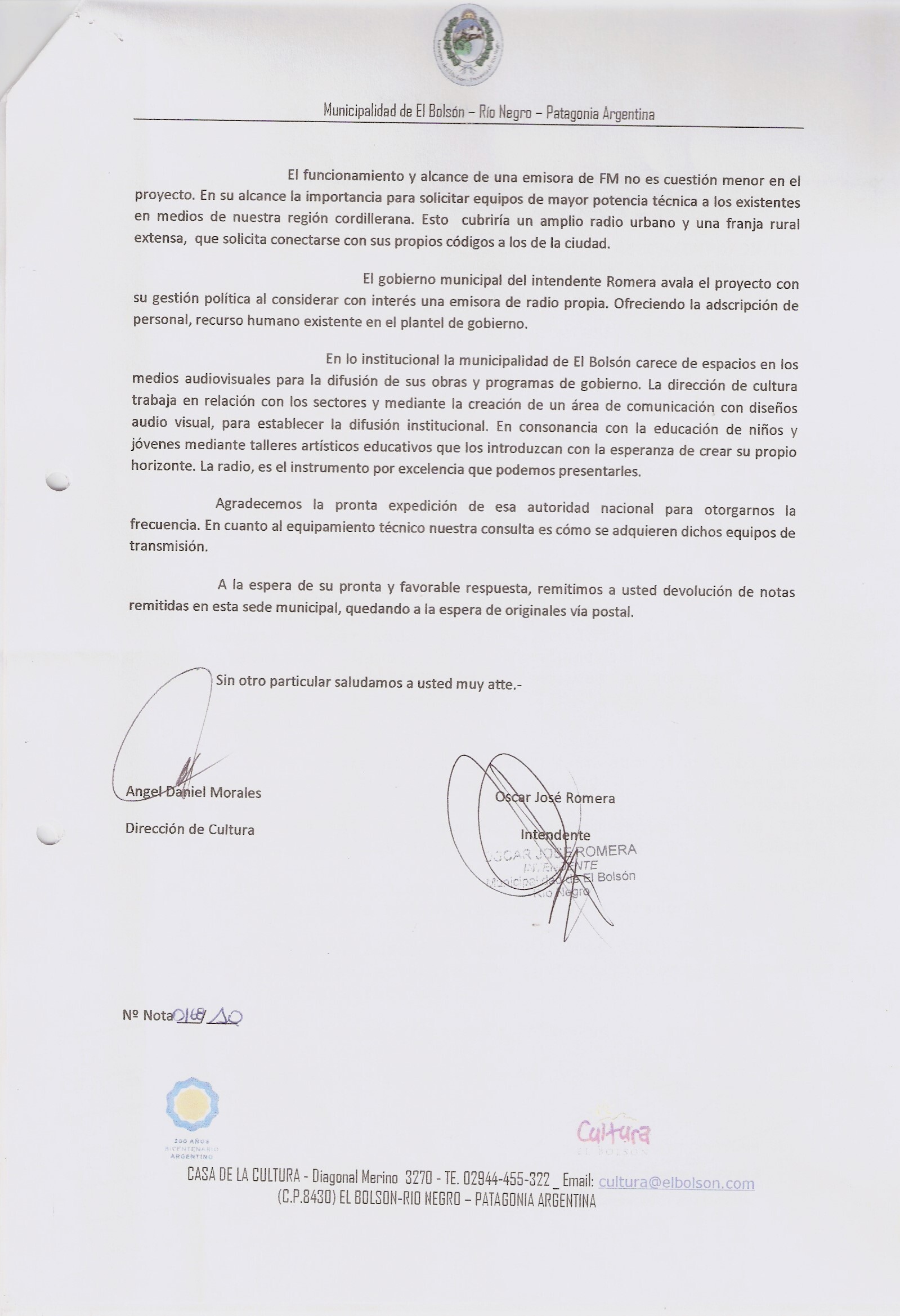31 octubre 2015 inaugura FM 87_9 Nota a AFSCA Cingolani.jpg