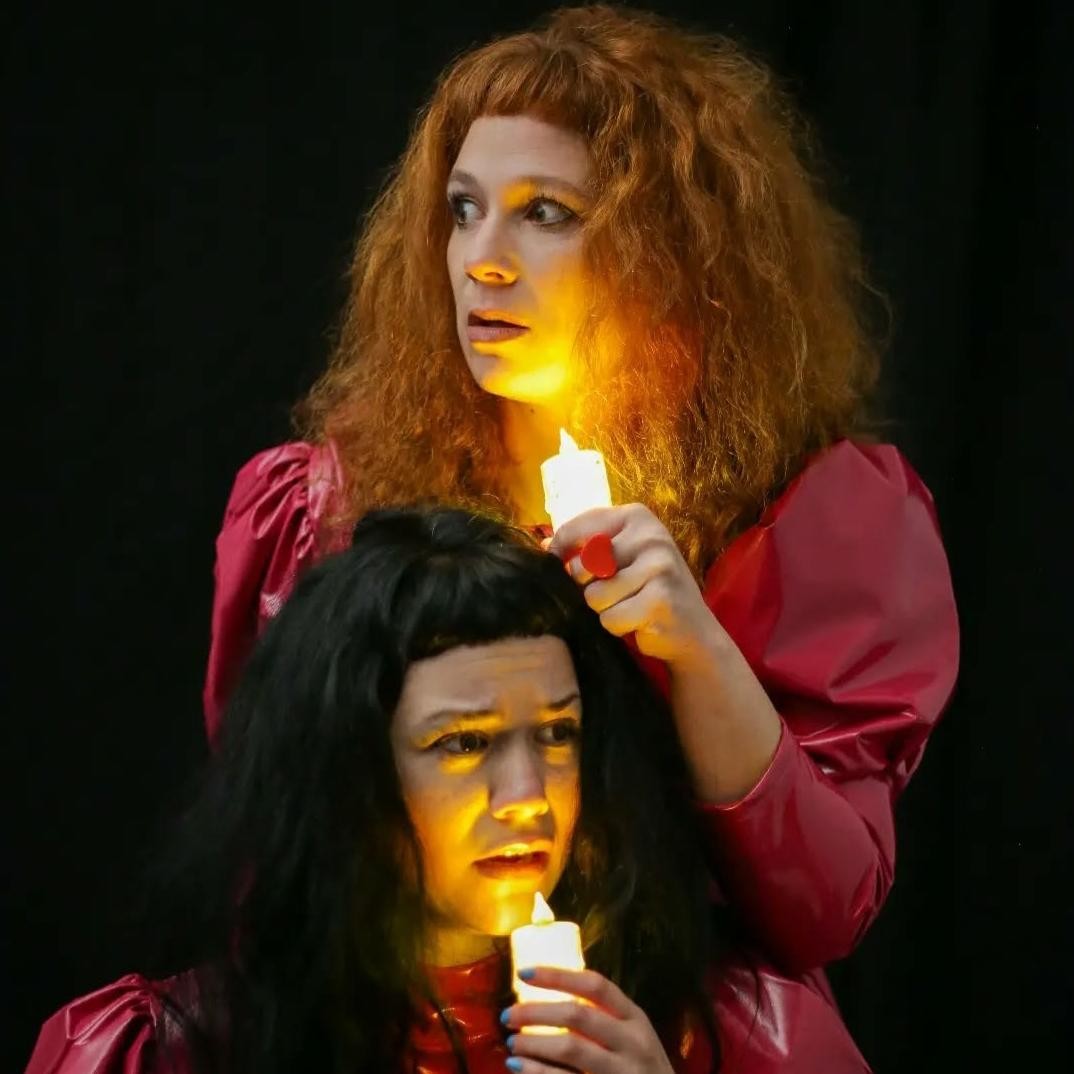 Quilmes Cultura:  “PLÁSTICO” una comedia vinculada al teatro del absurdo
