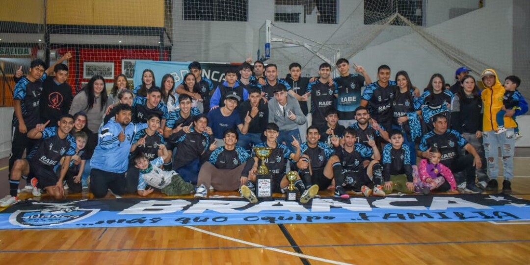 Branca goleó 4 a 1 a El Abrojal y se consagró campeón de la Liga de Honor