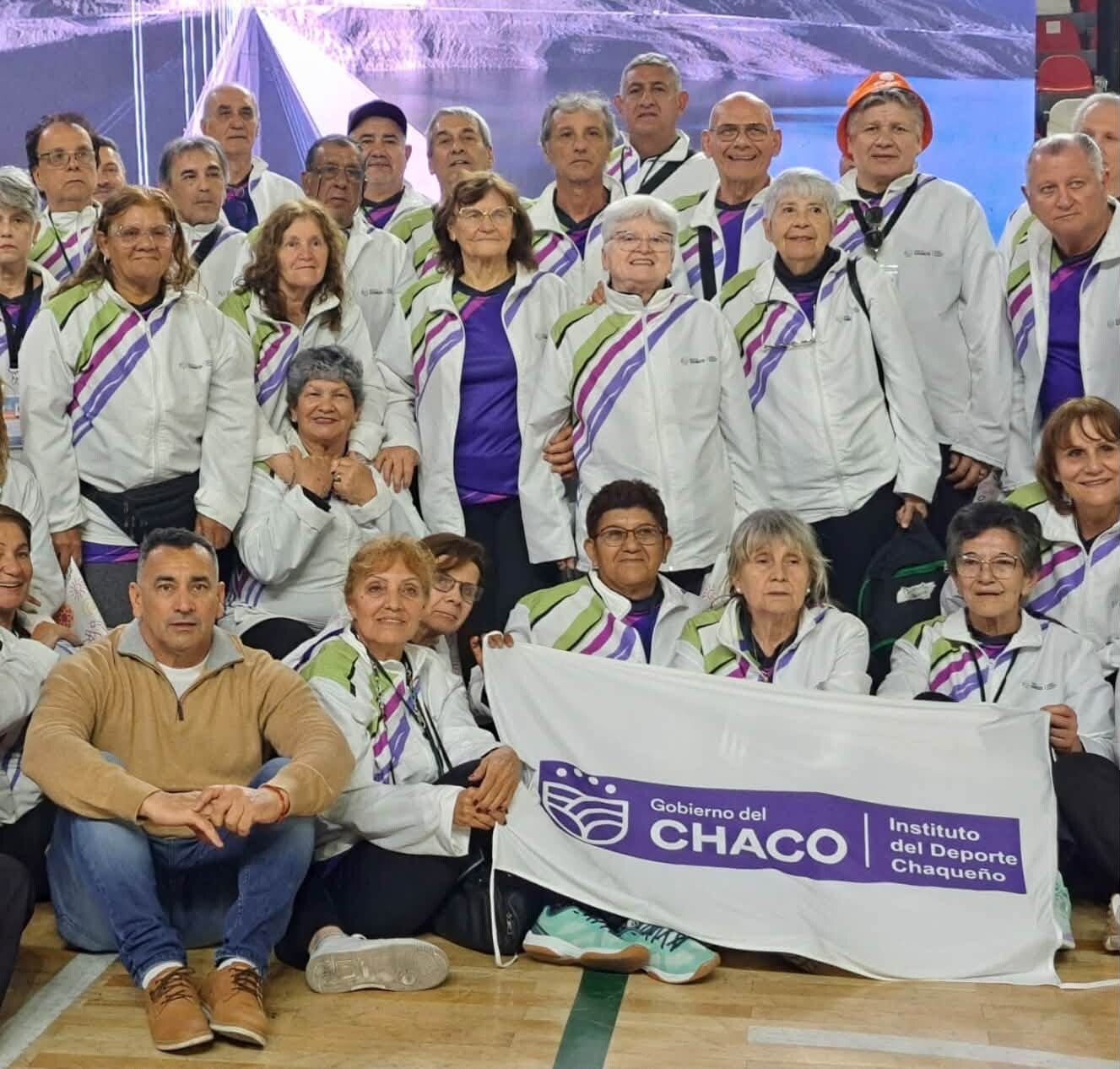 CHACO JUEGA ADULTOS MAYORES: LA DELEGACIÓN CHAQUEÑA YA ESTÁ EN SAN JUAN PARA LA FINAL NACIONAL