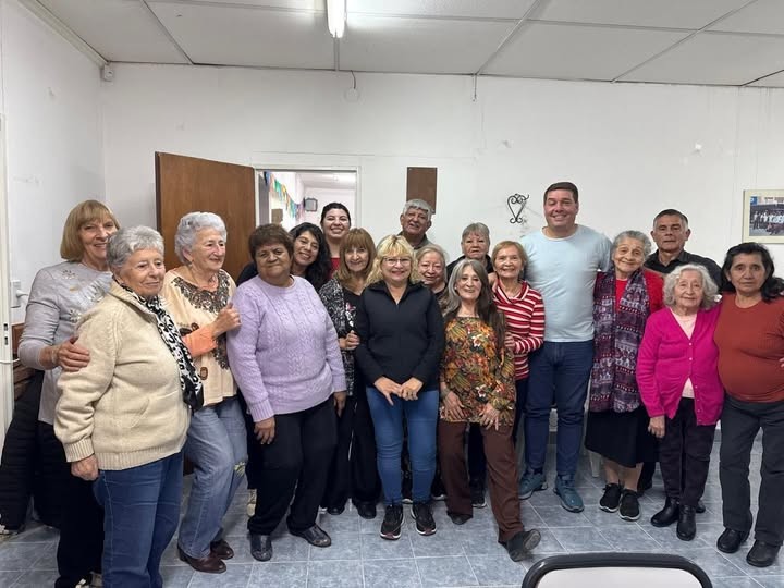 BISS VISITÓ LAS INSTALACIONES DEL CLUB DE AMIGOS ADULTOS MAYORES DE RAWSON