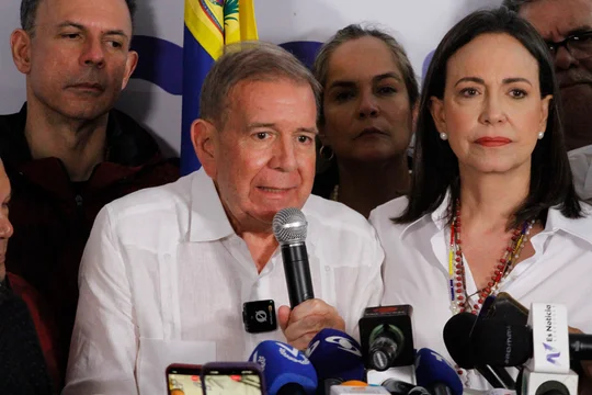 El venezolano Edmundo González Urrutia se reúne con Javier Milei
