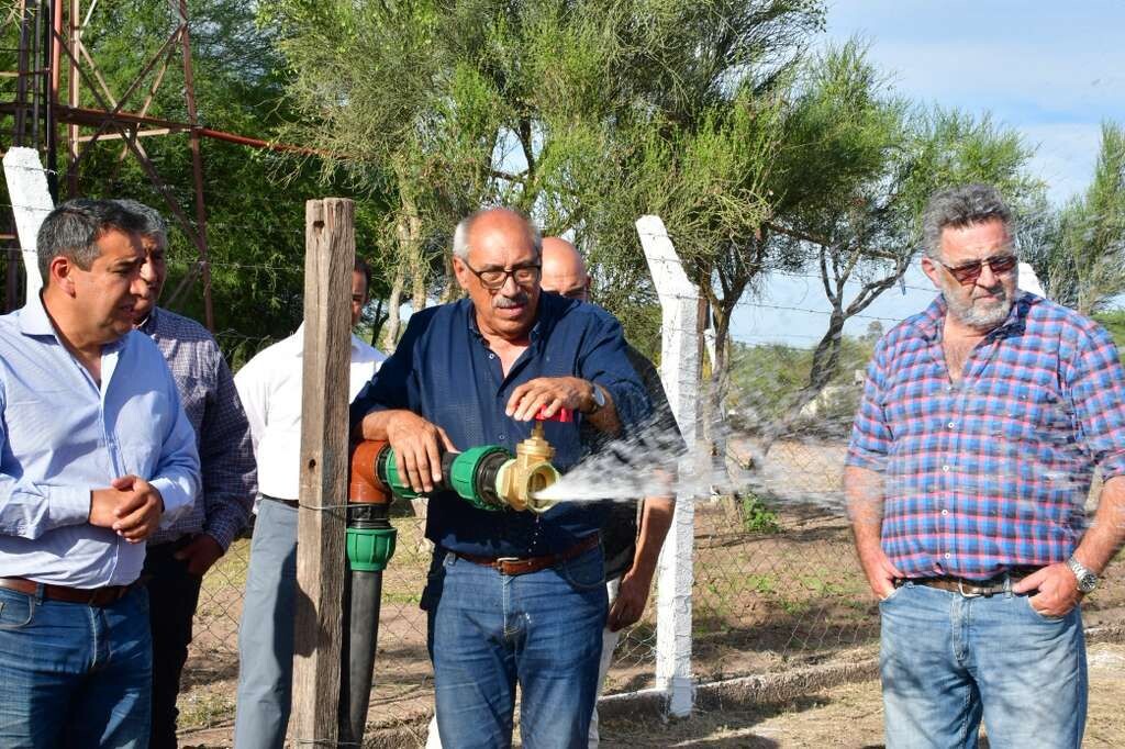 368174786.jpeg La Provincia inauguró el nuevo acueducto Chañar-Castro Barros