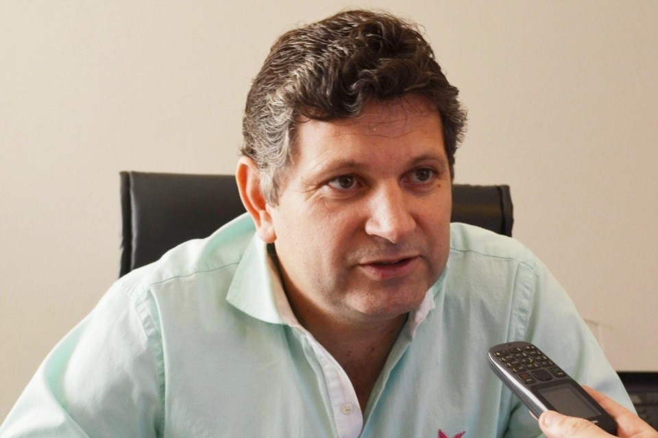Un intendente ya piensa en pagar el aguinaldo en cuotas