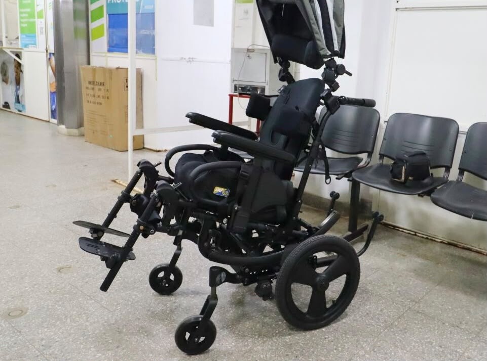3a34783b-1822-4151-a4b1-686802e5ffb4.jpg INSSSEP ENTREGÓ PRÓTESIS Y EQUIPAMIENTO ESPECIALIZADO SIN NECESIDAD DE TRASLADOS A BUENOS AIRES