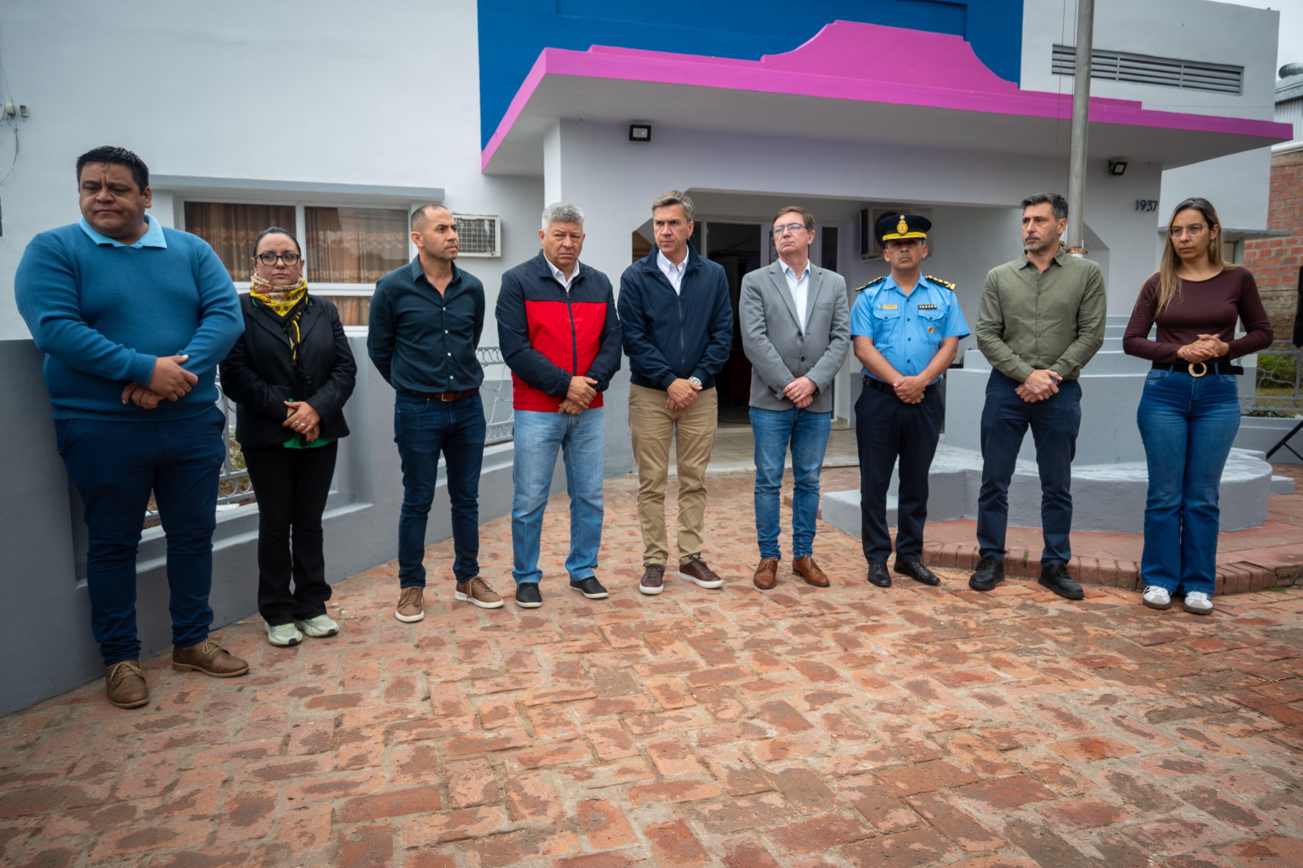 EL PLAN ESTRATÉGICO DE SEGURIDAD AVANZA: ZDERO ENTREGÓ PATRULLERO OKM Y CHALECOS BALÍSTICOS EN PLAZA