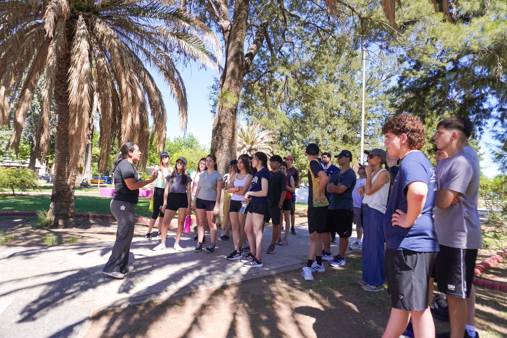 3.jpg Estudiantes de Ingeniero Luiggi visitaron el circuito histórico-cultural “Donde nació La Pampa” en Victorica
