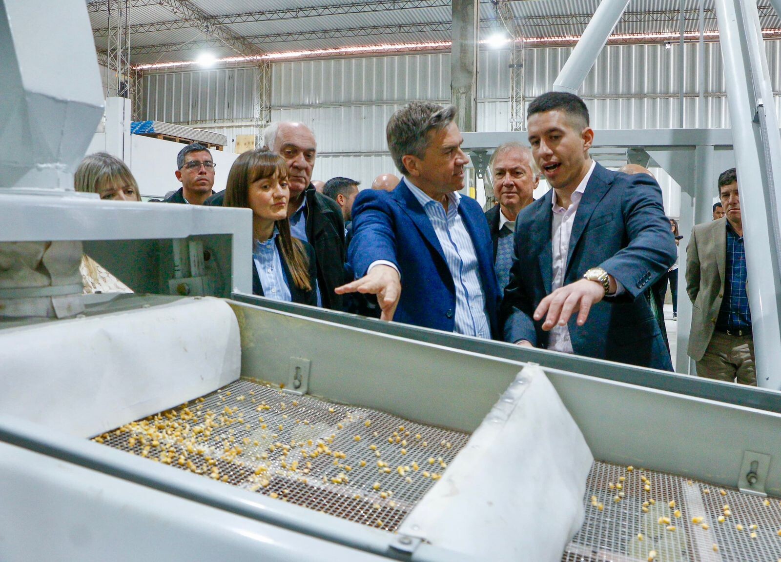 DÍA DE LA INDUSTRIA: ZDERO INAUGURÓ LA AMPLIACIÓN DE LA PLANTA DE OVNI Y ENTREGÓ PROMOCIONES INDUSTRIALES