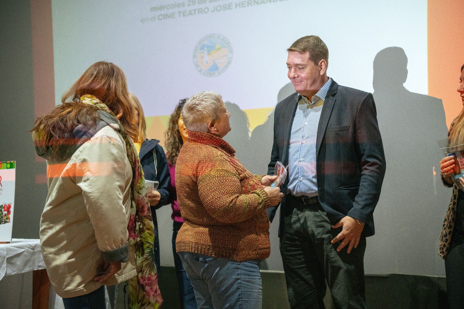 Temporada Otoño-Invierno: Familias de Rawson recibieron Kits de semillas en la segunda del programa «ADER VA A TU MESA»