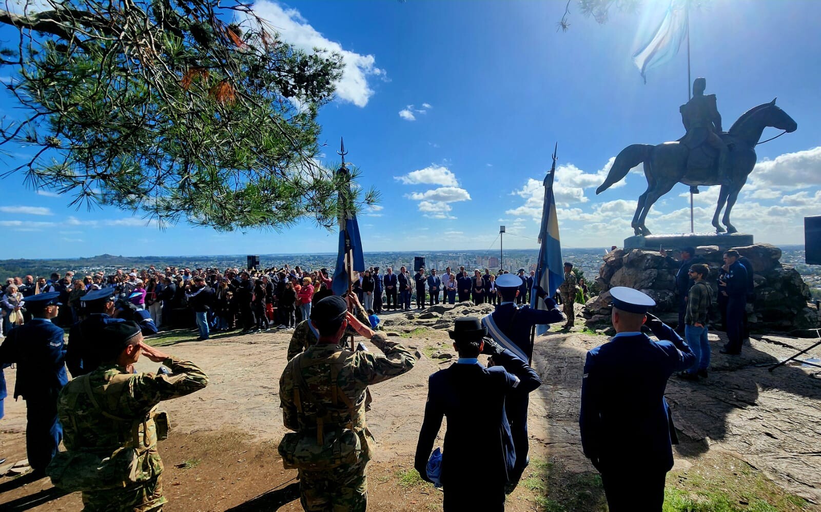 Tandil conmemoró el 203º aniversario de su fundación