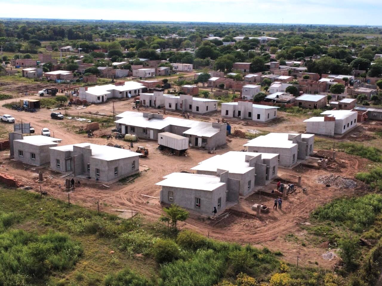 CHARATA: EL SUEÑO DEL TECHO PROPIO AVANZA CON 53 VIVIENDAS EN MARCHA