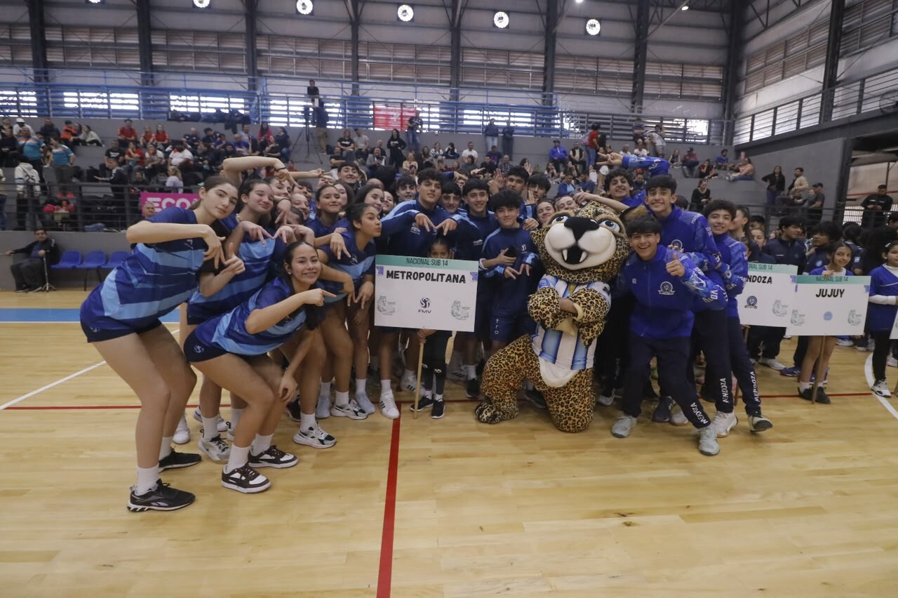 CHACO RECIBE A 800 JÓVENES DE TODO EL PAÍS PARA EL CAMPEONATO NACIONAL SUB 14 DE VÓLEY