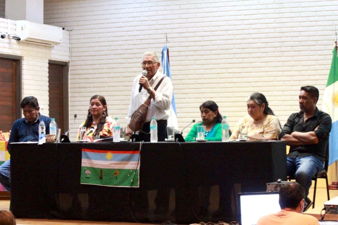 EDUCACIÓN Y EL PODER JUDICIAL ORGANIZARON UN CONVERSATORIO A 38 AÑOS DE LA SANCIÓN DE LA LEY DEL ABORIGEN CHAQUEÑO