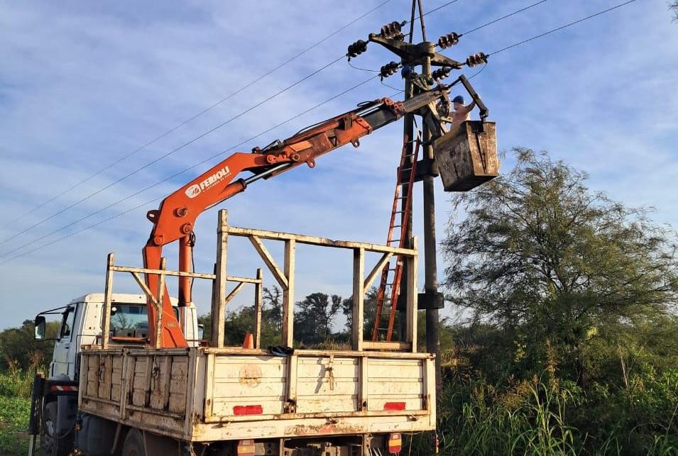 EL VERANO SE PLANIFICA HOY: SECHEEP AVANZA CON OBRAS CLAVES PARA FORTALECER LA RED ELÉCTRICA