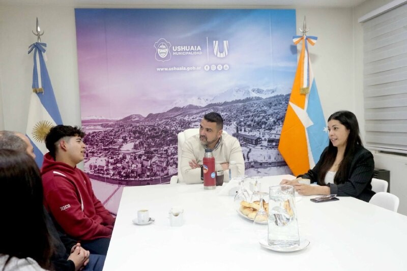 EL MUNICIPIO DE USHUAIA ACOMPAÑARÁ A NICOLÁS RAVASSA EN SU CAMINO AL CAMPEONATO NACIONAL U20
