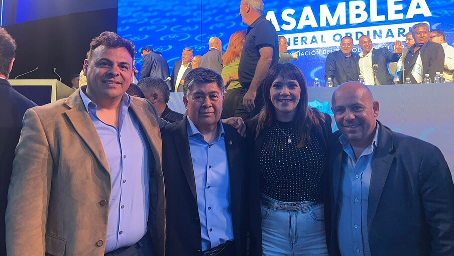 La AFA aprobó la reelección de Tapia y eliminó los descensos de la Liga Profesional