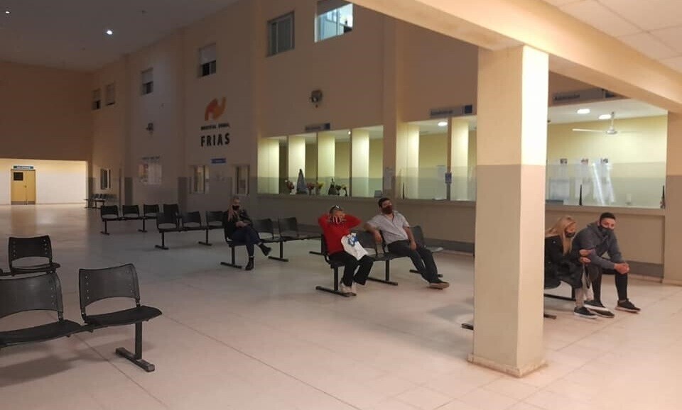 Frías: una joven de 18 años se auto lesionó tras la negativa de su novio de seguir con la relacion