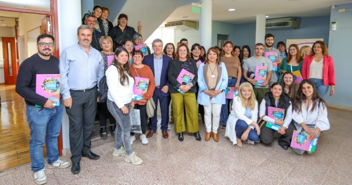 4.jpg Entregaron créditos por más de 27 millones de pesos a 26 emprendimientos piquenses