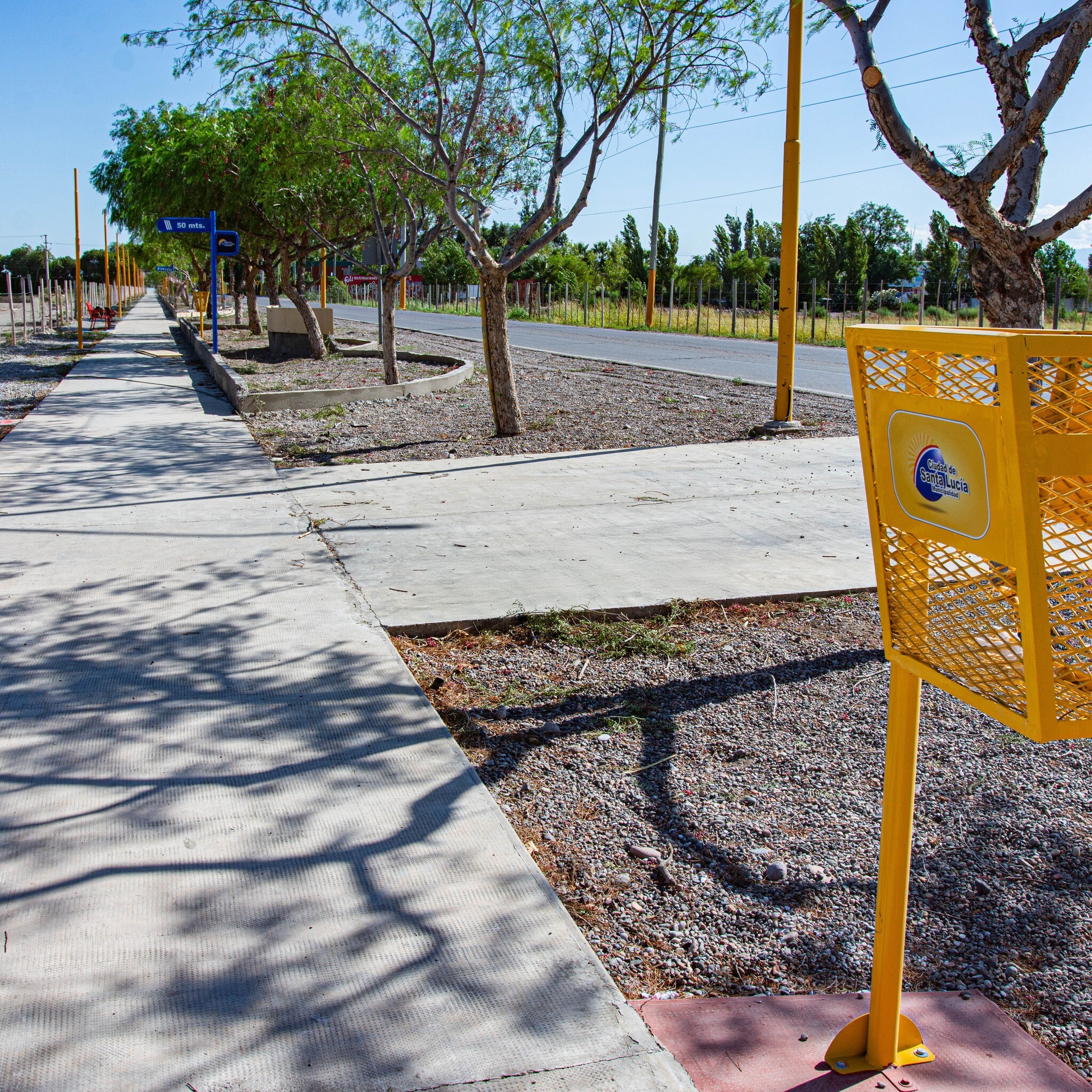 Llegando a cada rincón y barrio del departamento con buenas obras,la gestión del intendente Juan Jose Orrego se prepara para inaugurar pronto un nuevo Paseo en Santa Lucia.