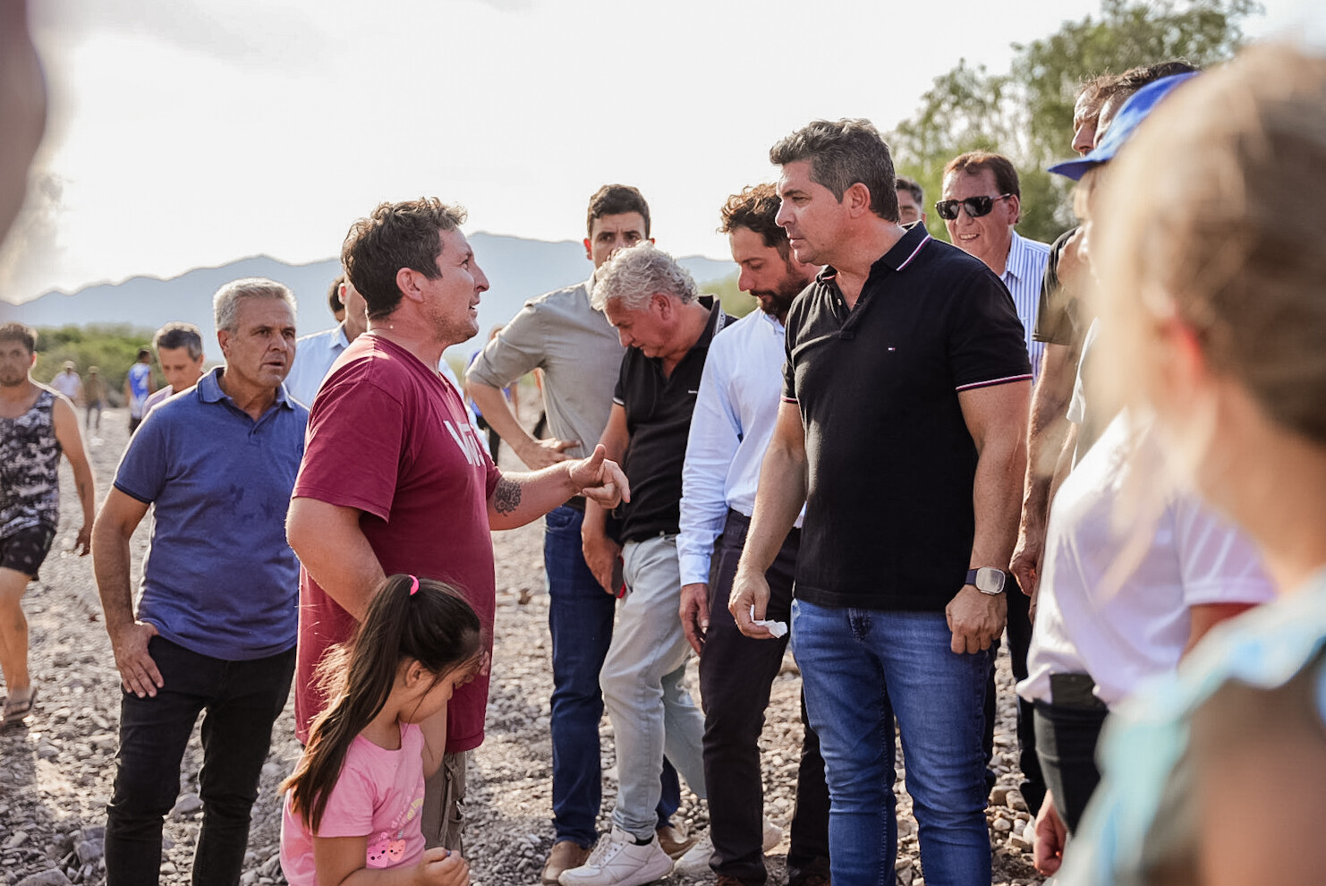 Despues del ultimo temporal de lluvia,el  gobernador Orrego recorrió las zonas más afectadas  en Albardon y Ullum.