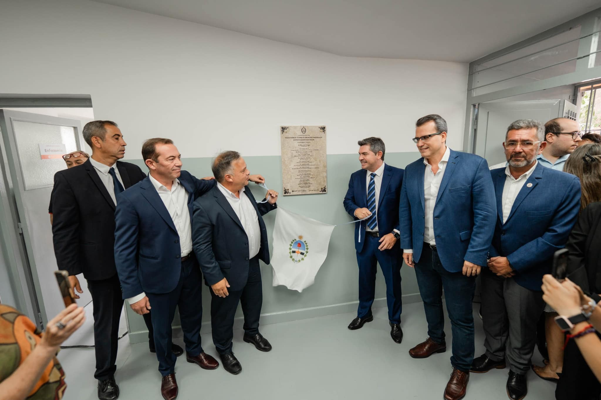 El gobernador Marcelo Orrego participó de la inauguración de las obras de ampliación y refacción del Centro de Atención Primaria, Dr. Elio Cantoni, ubicado en la Villa Hipódromo del departamento Rawson.