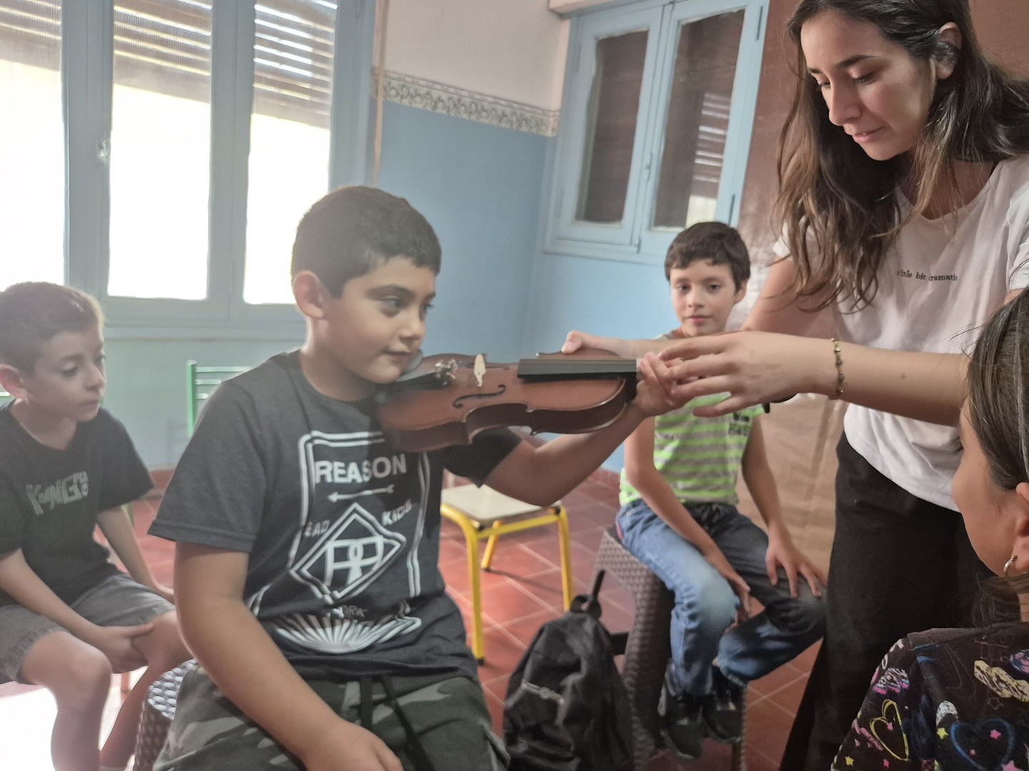 Se dio inicio al ciclo 2025 de  clases en la Escuela Orquesta de Ullum donde los pequeños artistas del departamento  siguen su camino