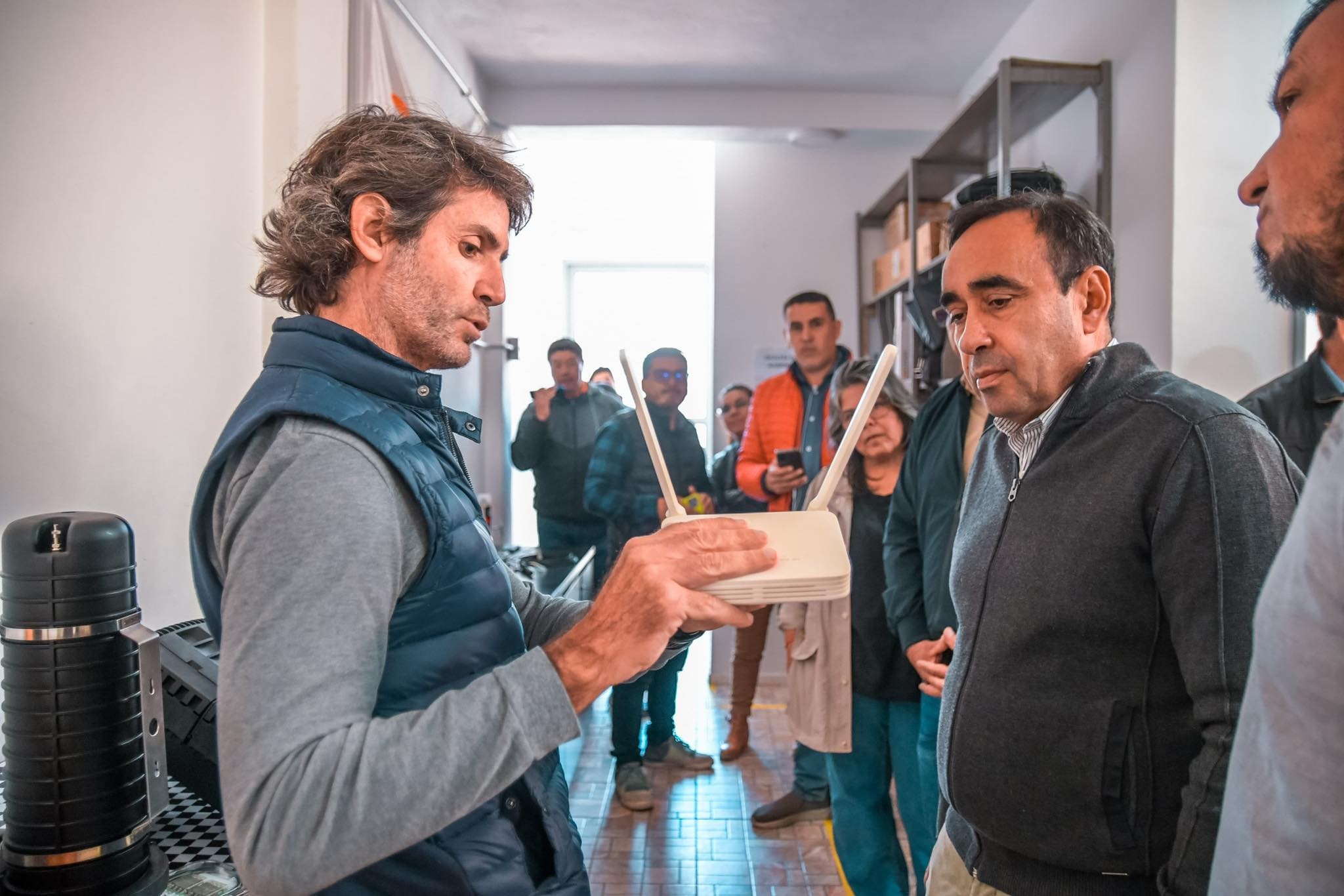 Comenzó a realizarse  el tendido de fibra óptica en Rodeo, departamento de Iglesia