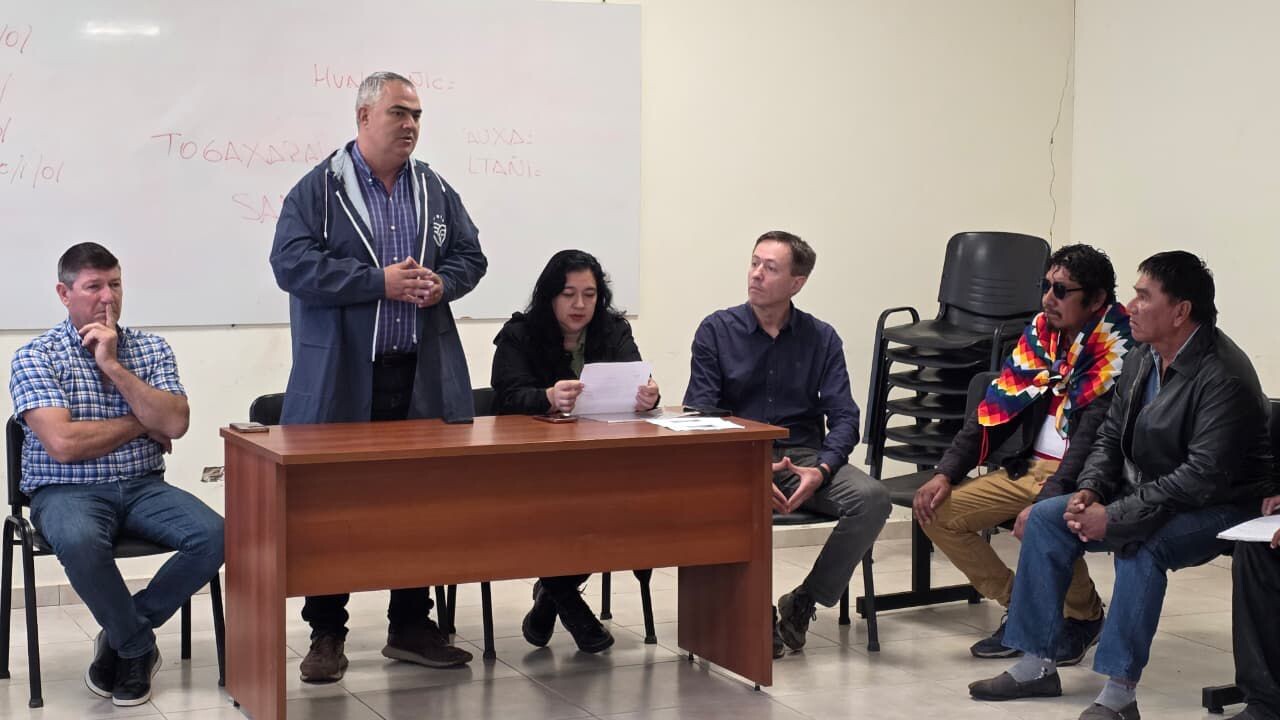 EL IMPENETRABLE: EL GOBIERNO PROVINCIAL CONTINÚA LA ASISTENCIA Y REFUERZA SU PRESENCIA EN TERRITORIO