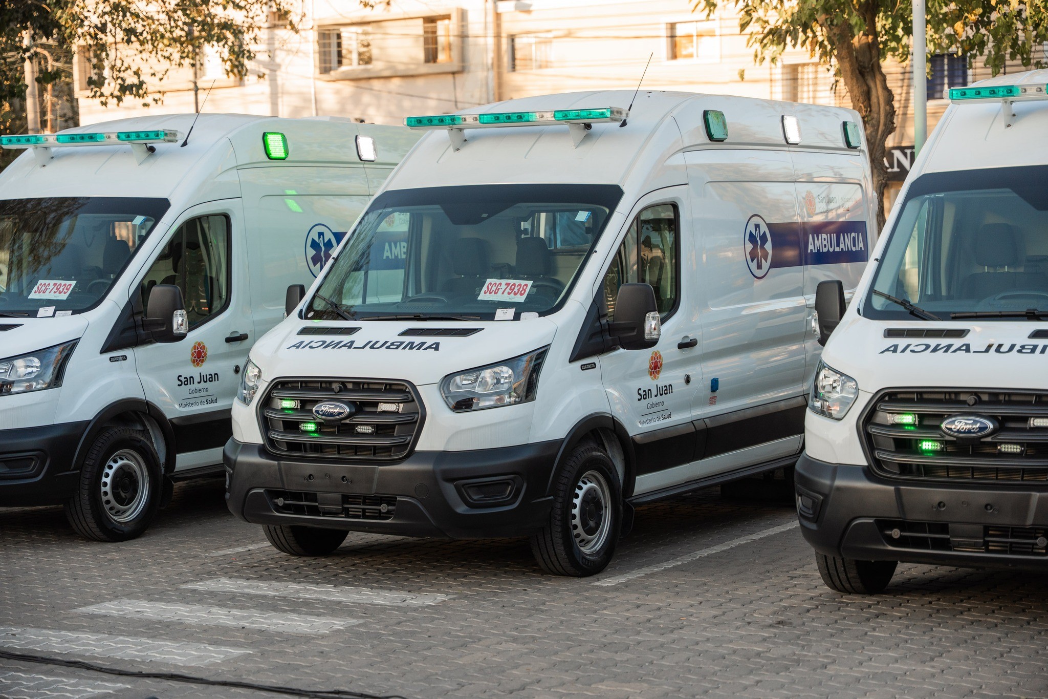 Después de nueve años  el gobierno provincial utilizó fondos propios para la incorporación de 12 ambulancias al sistema de Salud en toda la provincia.