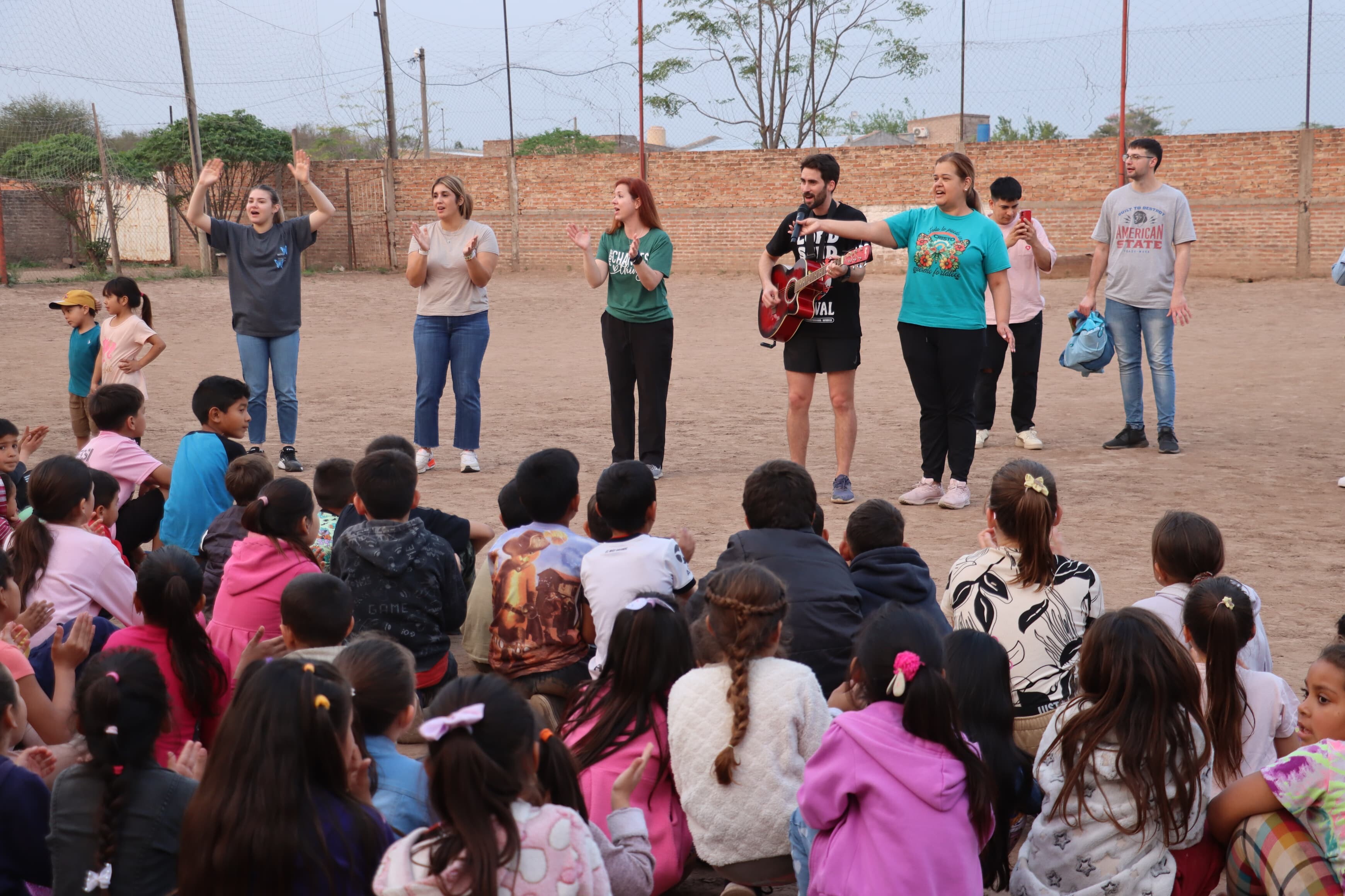 COMPARTIMOS UN HERMOSO EVENTO PARA NIÑOS ORGANIZADO POR LA IGLESIA CRISTIANA EVANGÉLICA ESLAVA