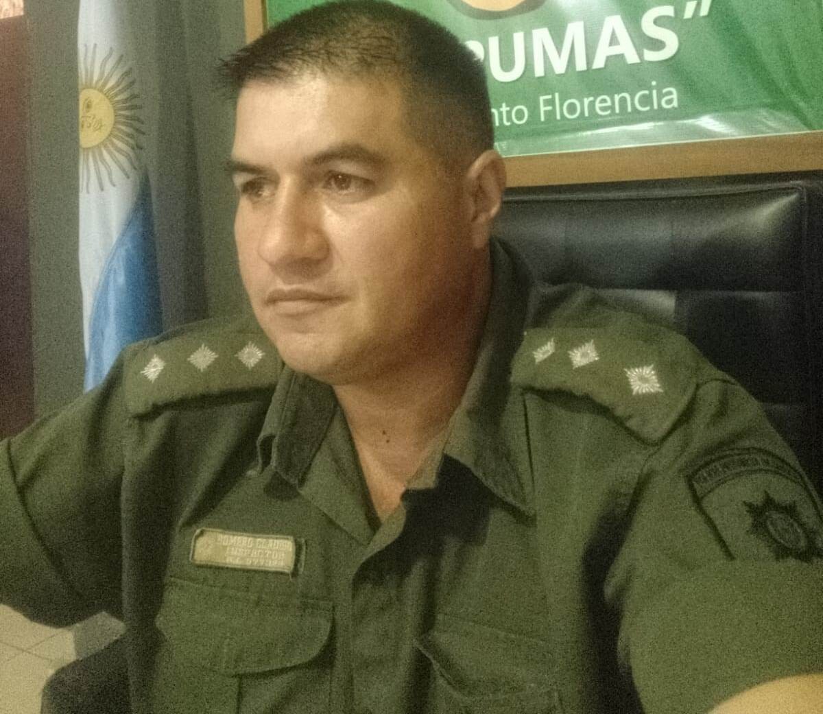 El sub-comisario Claudio Romero asumió como jefe de la sección Nueve de Villa Ocampo.