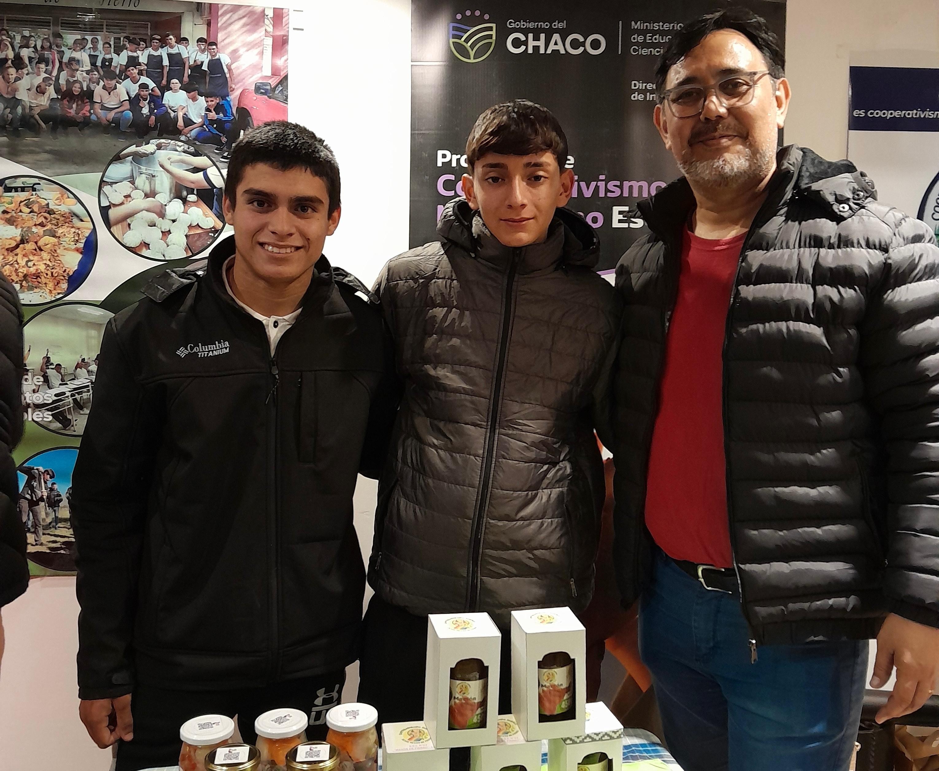 ESTUDIANTES CHAQUEÑOS REPRESENTARON A SUS COOPERATIVAS ESCOLARES EN UN ENCUENTRO NACIONAL