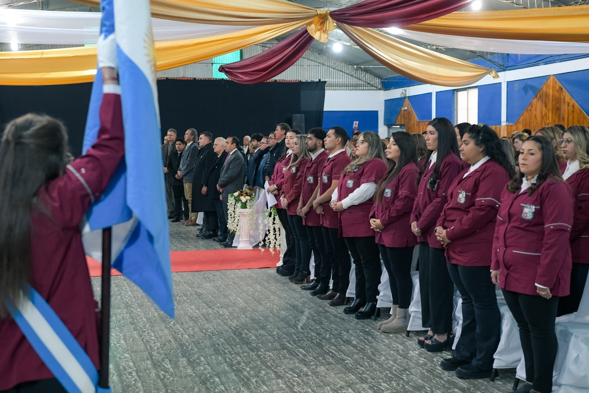 El intendente de Iglesia,Jorge Espejo, acompaño el acto de colación de 20 nuevos profesionales que culminaron su formación en el Instituto San Buenaventura, Anexo Rodeo, dependiente de la Universidad Católica de Cuyo.