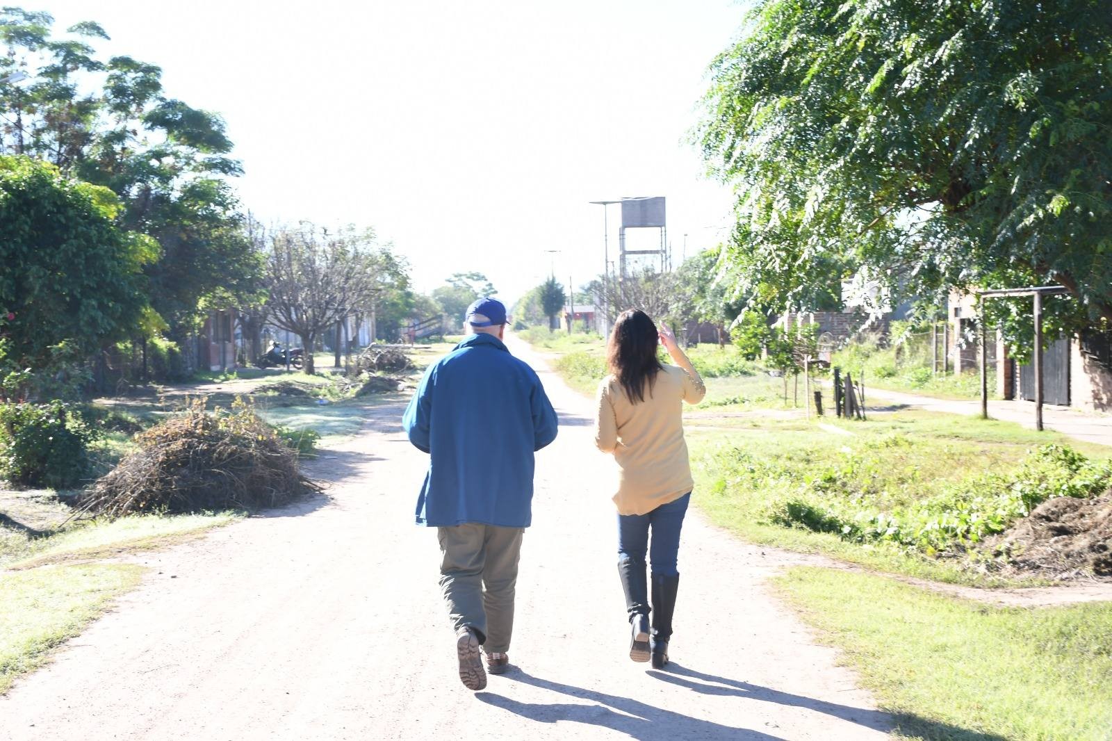 TRES ISLETAS: LA JEFA COMUNAL REALIZO UNA RECORRIDA Y PLANIFICACIÓN DE OPERATIVOS INTEGRALES EN SECTORES  DE LA CIUDAD