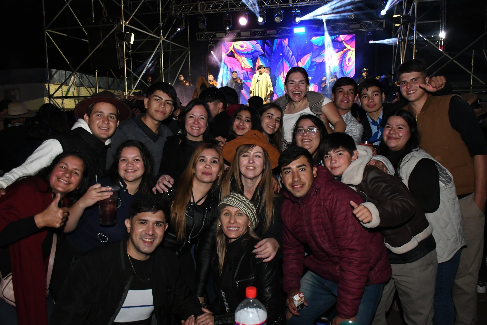 TRES ISLETAS: ESTE VIERNES 06 DE JUNIO SE REALIZÓ LA  4ª EDICIÓN DEL FESTIVAL SOLIDARIO ORGANIZADO POR EL COMEDOR «DE CORAZÓN A CORAZÓN»