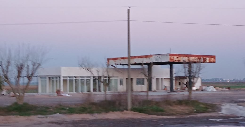 ⛽ ¡Avanza la construccion de la estación de servicio en el acceso de Arenaza! 🙌 ⛽ ¡Avanza la construccion de la estación de servicio en el acceso de Arenaza! 🙌