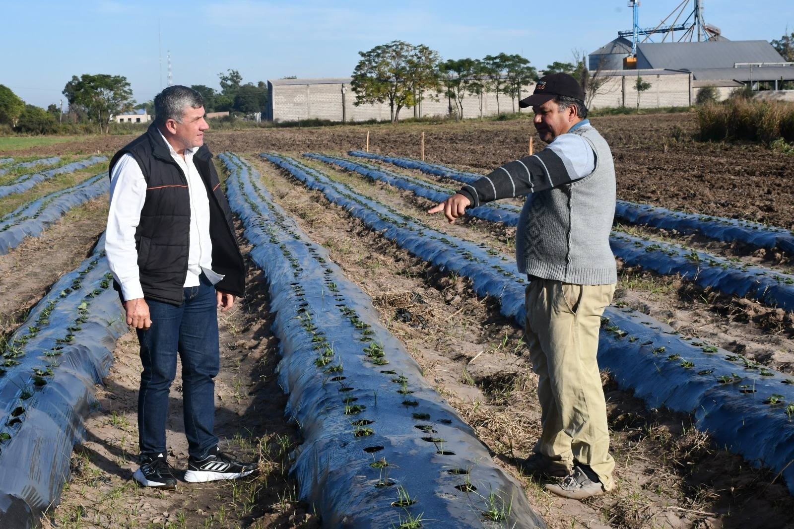 TRES ISLETAS: EL ÁREA DE LA PRODUCCIÓN SIGUE CON EL APOYO A LA PRODUCCIÓN LOCAL: VISITA AL EMPRENDIMIENTO “LA HUERTITA