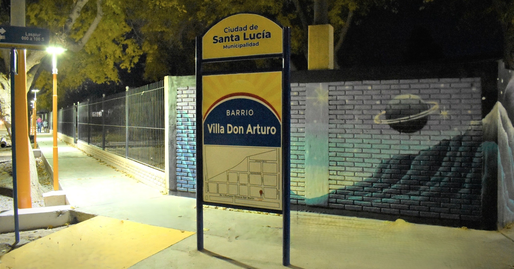 La gestion del intendente de Juan José Orrego impulso  un nuevo polo comercial en Santa Lucía en Villa Don Arturo