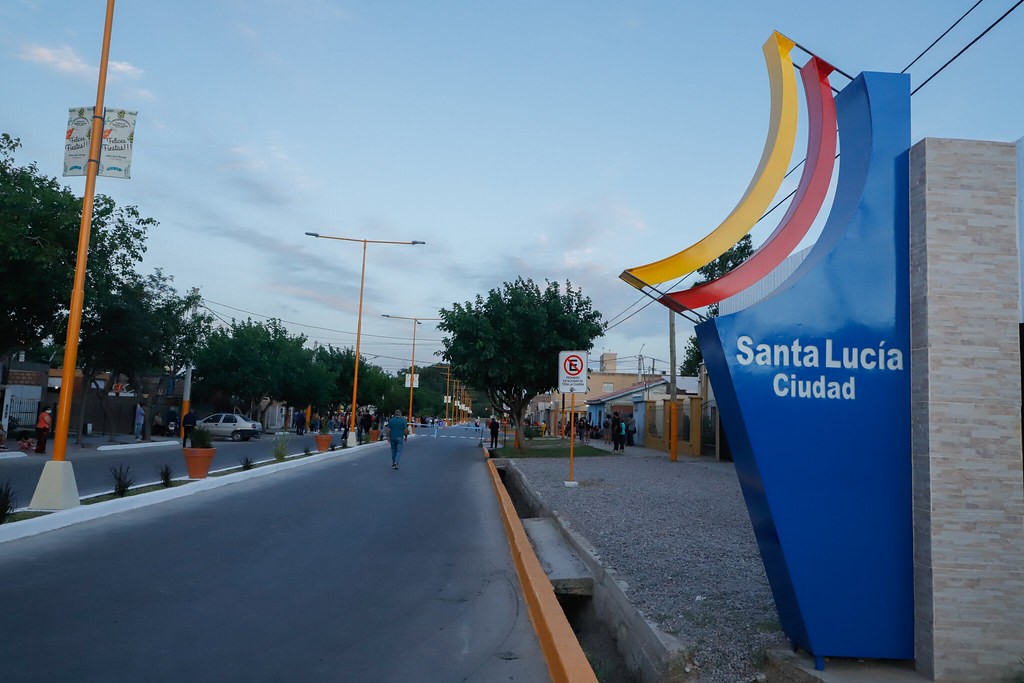 El municipio de Santa Lucia dio a conocer como funcionaran los servicios durante el fin de semana largo.