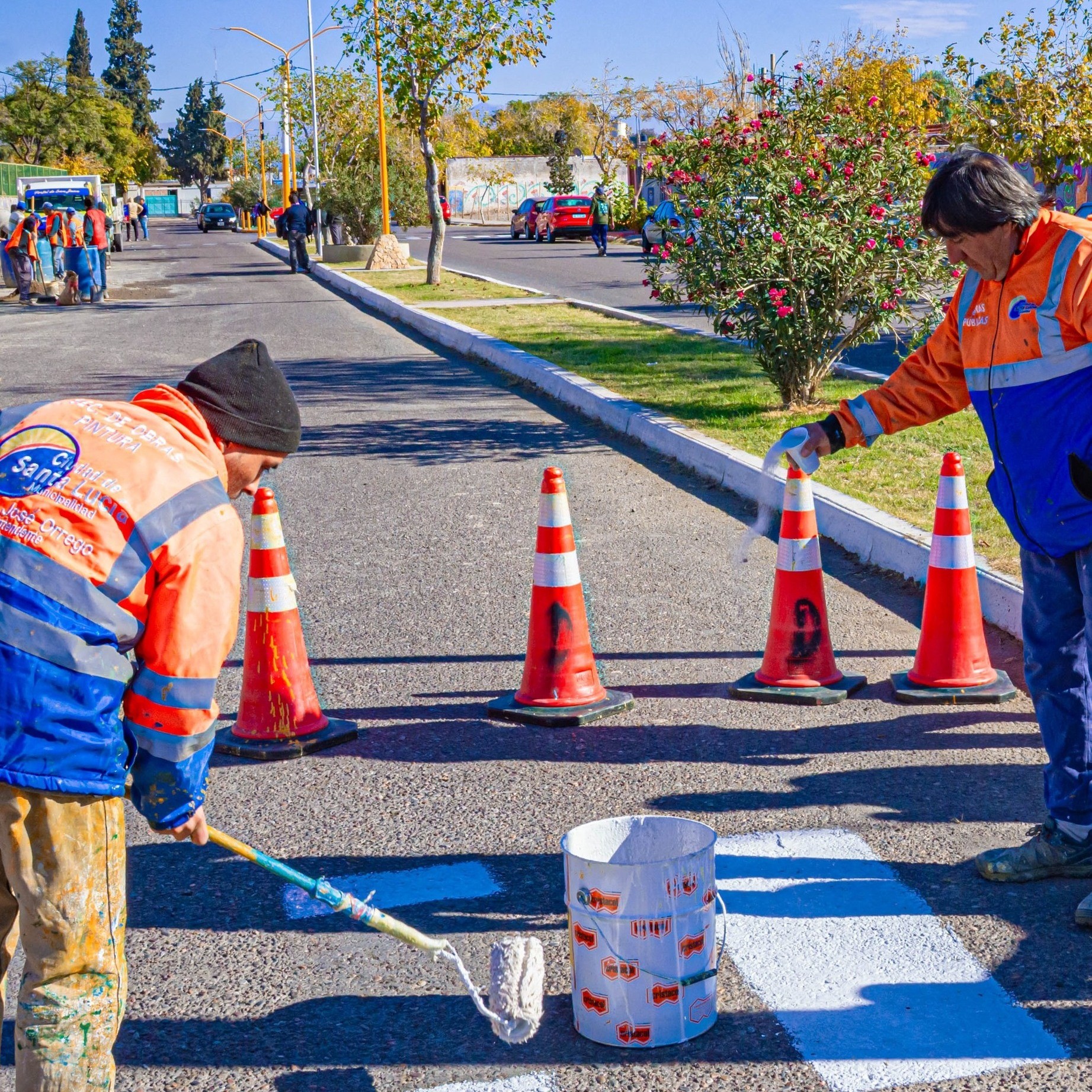 El municipio de Santa Lucia en conjunto con el Área de Servicios se hacen presente  en cada rincón  del departamento.
