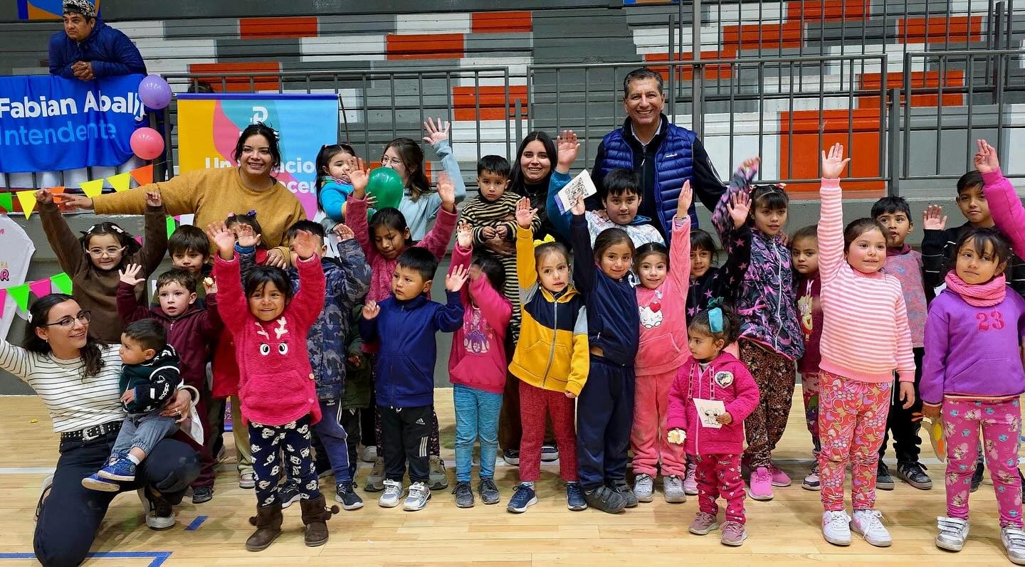 La gestión del intendente Fabian Aballay sigue trabajando para acercar el Estado a la comunidad, brindando respuestas concretas y servicios de calidad en los distintos operativos de Abordaje Integral Comunitario