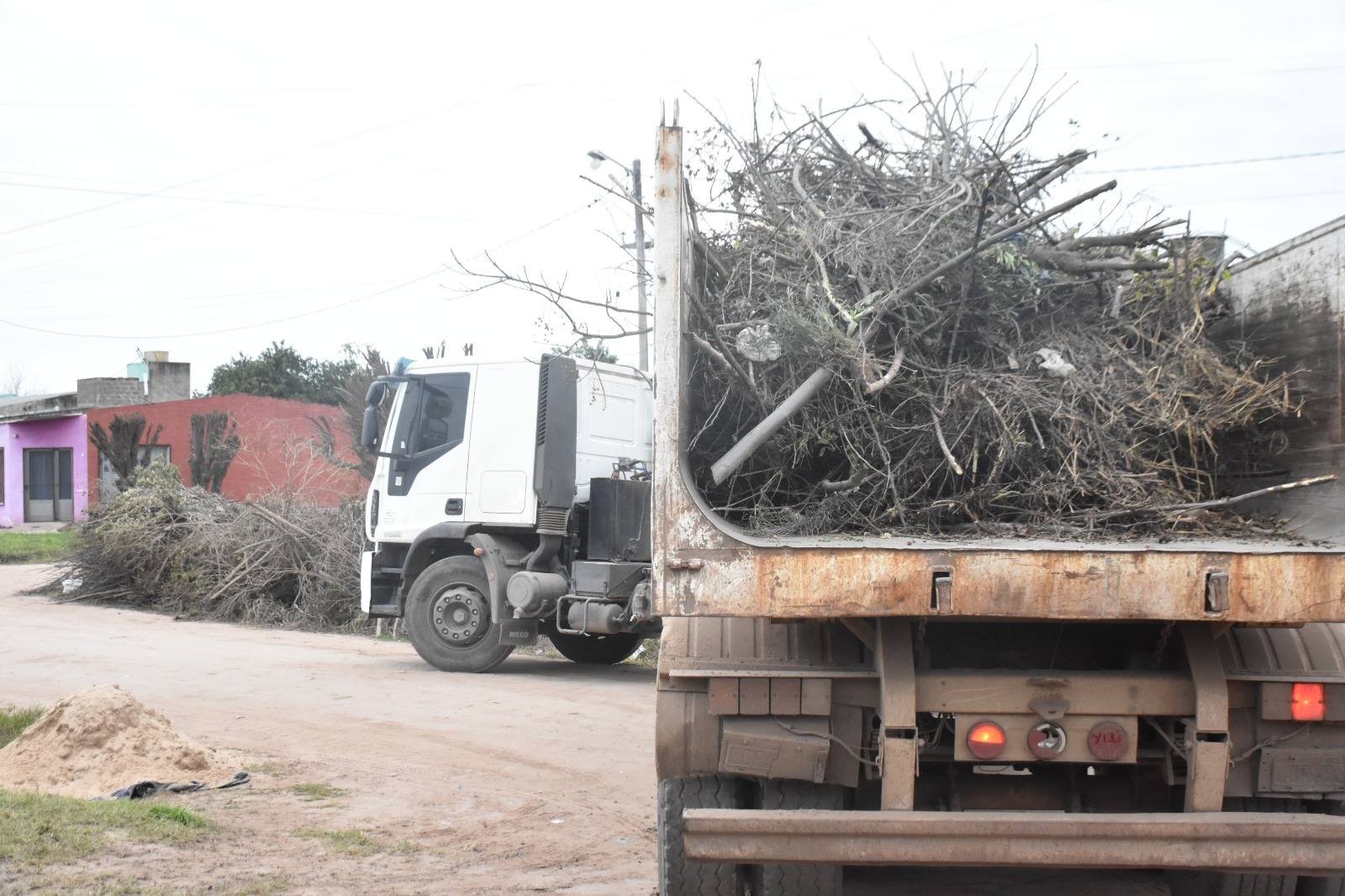 TRES ISLETAS: DESDE EL MUNICIPIO REALIZARON  ¡TRABAJOS QUE MEJORAN NUESTRA CIUDAD