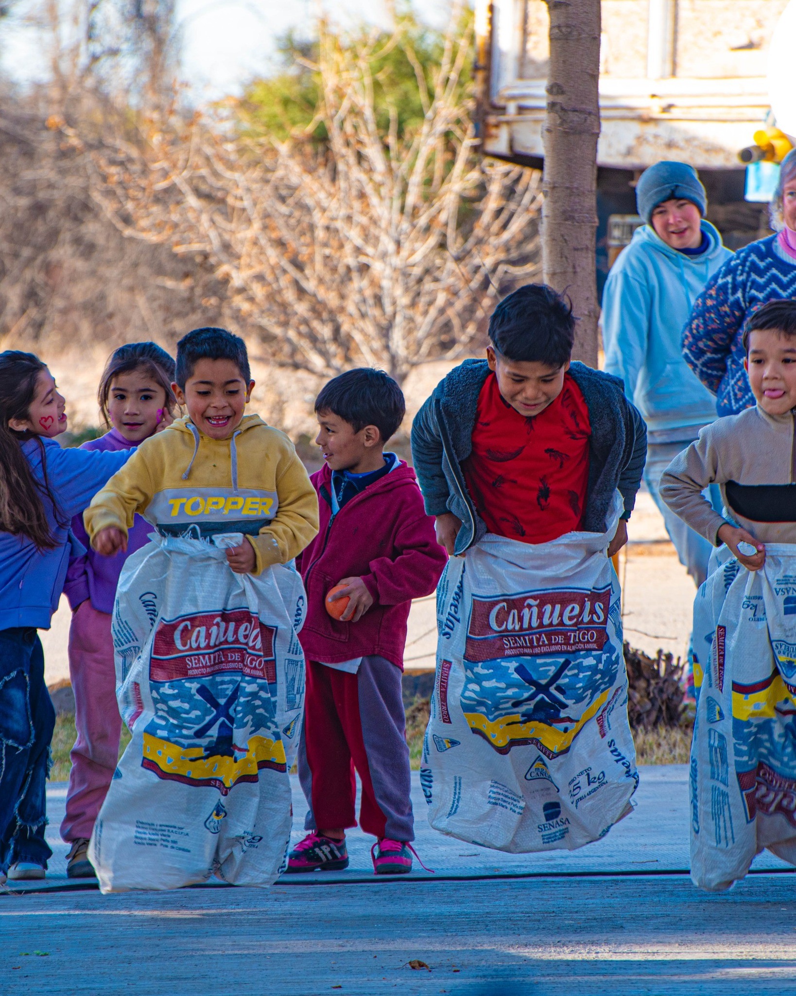 Los pequeños santaluceños siguen disfrutando sus vacaciones en los   Recreos de Invierno durante la ultima semana de vacaciones.