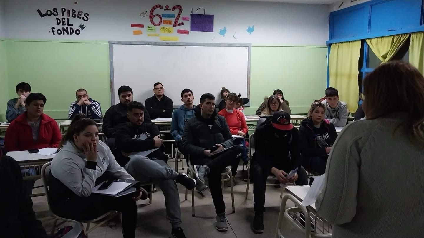 LA EMAL DE RAWSON MANTIENE ABIERTAS LAS INSCRIPCIONES PARA EL SEGUNDO CUATRIMESTRE DEL AÑO