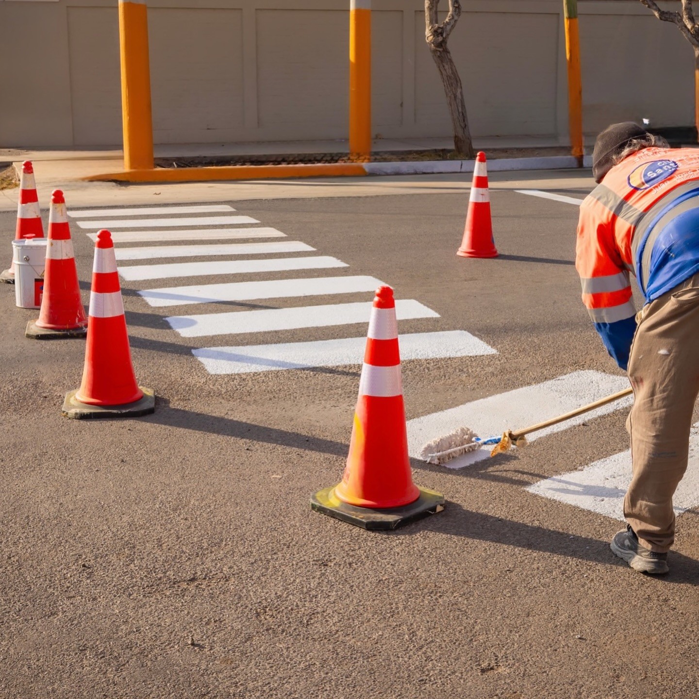 La gestion del intendente de Santa Lucia,Juan Jose Orrego continua llevando adelante obras que ayudan en el día a día al cruzar calles o subir veredas.